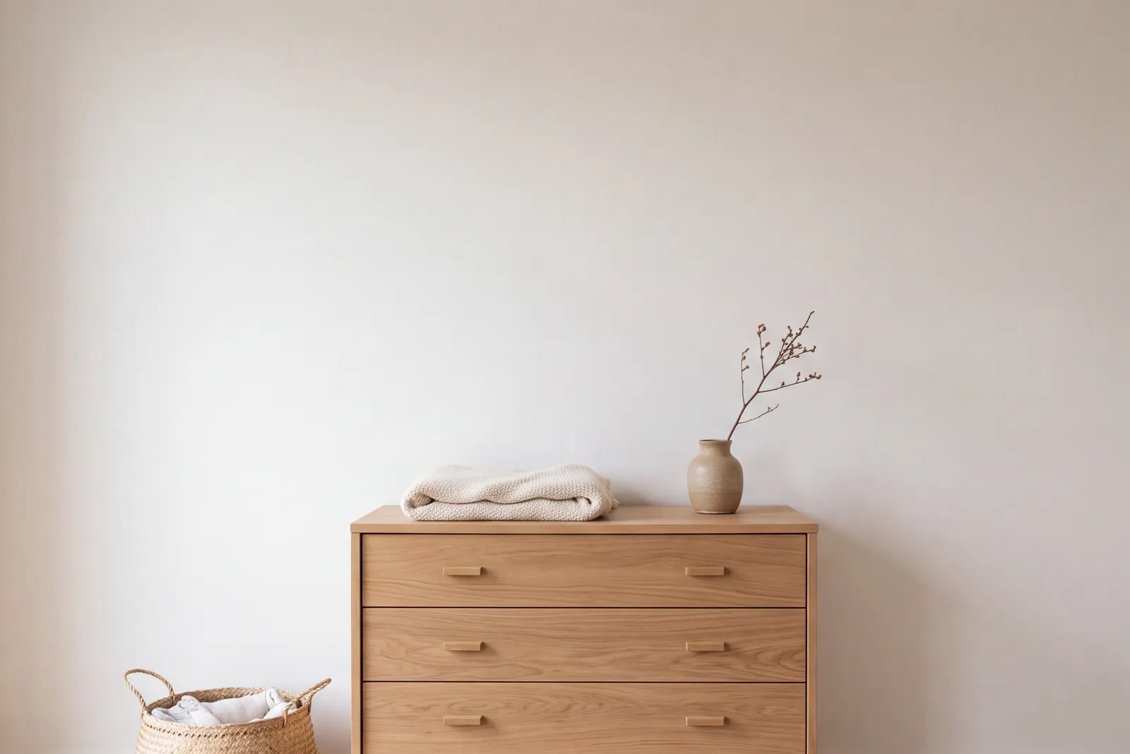 Kinderkamer met de print in een lijst aan de muur